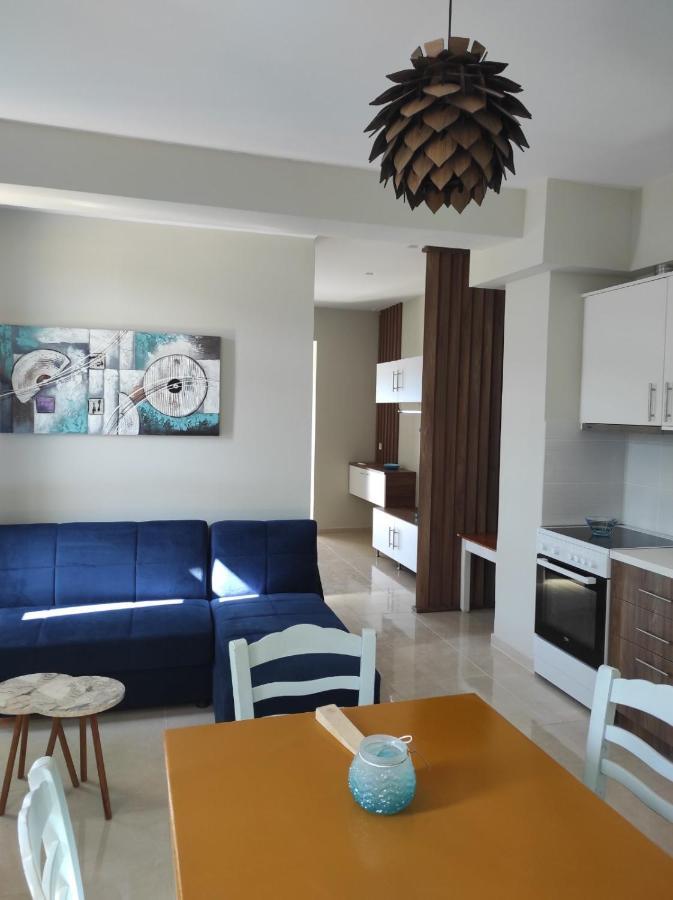 Sifis Place Apartment เลนทาส ภายนอก รูปภาพ